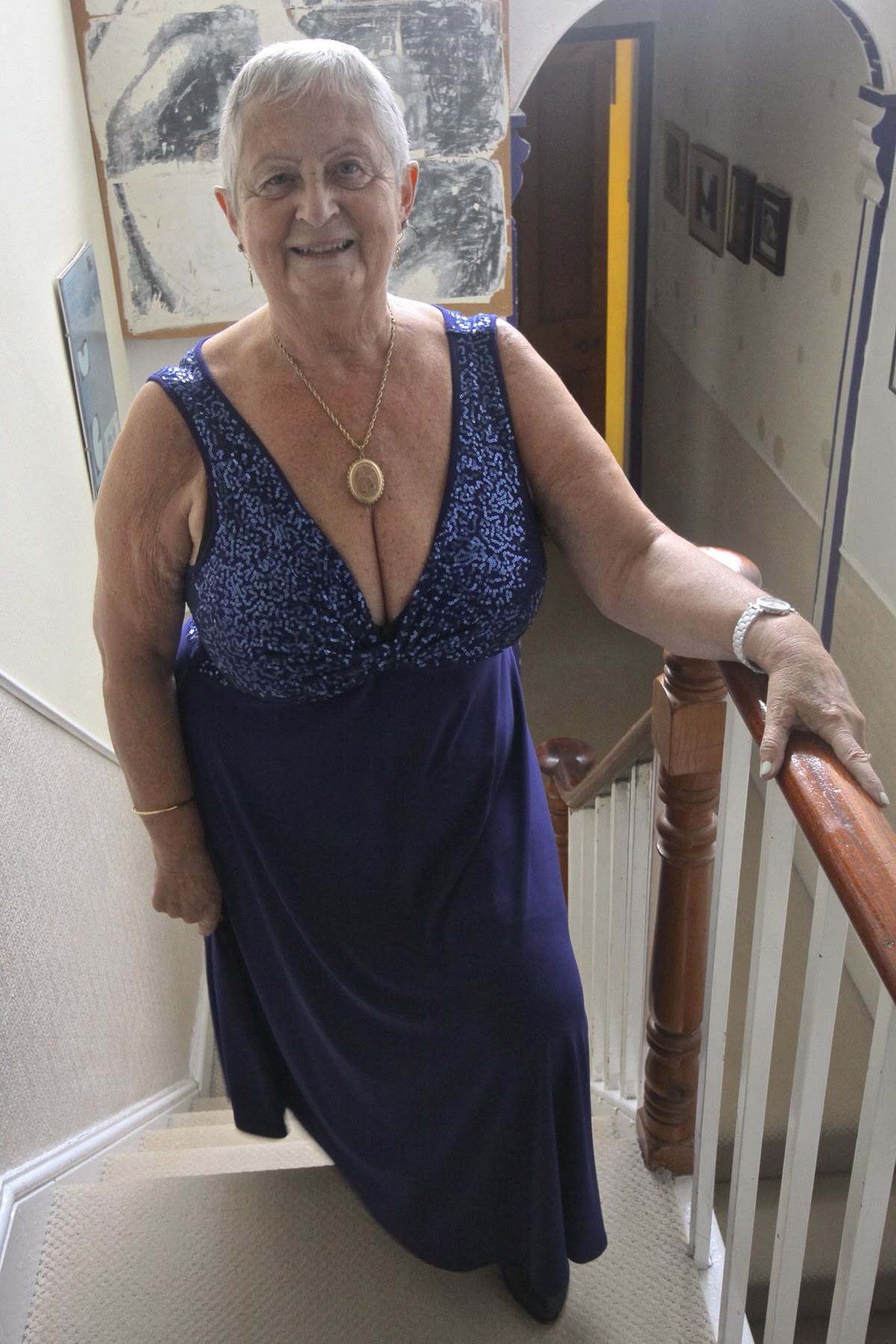 Claudia, 72